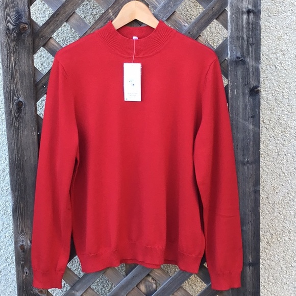 Northern Reflections Sweaters - Northern Reflections red crew neck sweater. NWT
